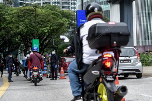PERINTAH KAWALAN PERGERAKKAN SEKATAN JALAN RAYA