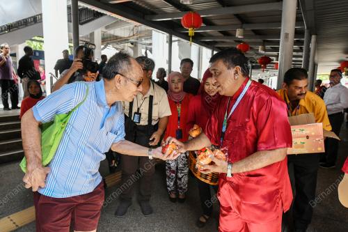 KL22_13022019_CNY_BN201902120285