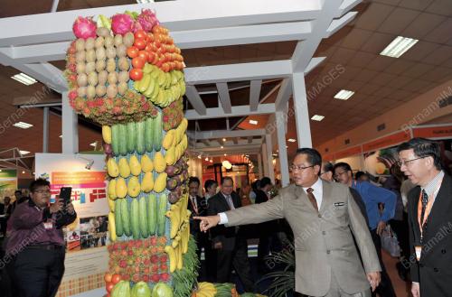 DATUK SERI NOH OMAR