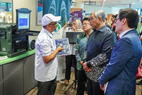 DATUK SERI DR AHMAD ZAHID HAMIDI