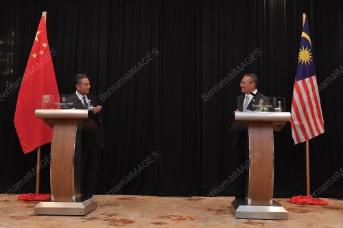 DATUK SERI HISHAMMUDDIN TUN HUSSEIN
