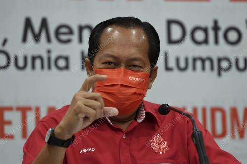 DATUK SERI AHMAD MASLAN