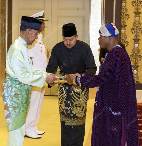 KL22_14092015_WATIKAH