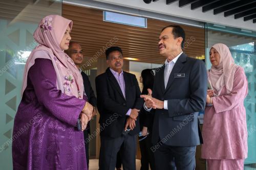 DATUK MOHAMAD FAUZI MD ISA