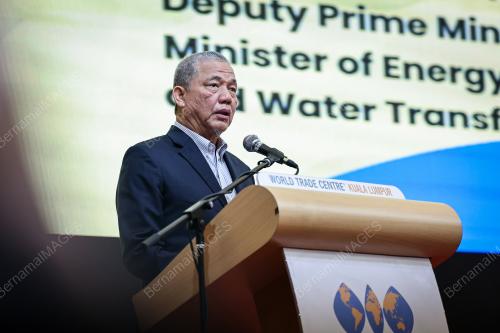 DATUK SERI FADILLAH YUSOF