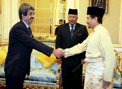 TUANKU MIZAN ZAINAL ABIDIN