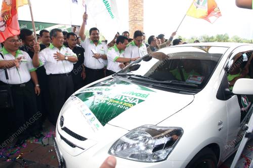 MUHYIDDIN YASSIN