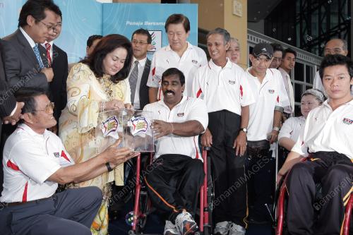 ROSMAH MANSOR