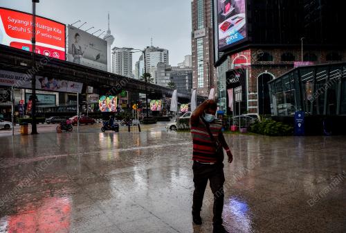 TINJAUAN HUJAN LEBAT SEKITAR KUALA LUMPUR