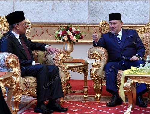 KL22_16052018_AGONG