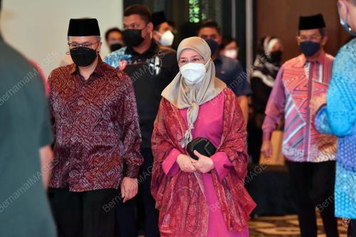 TUNKU HAJAH AZIZAH AMINAH MAIMUNAH ISKANDARIAH