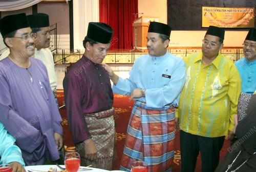 MOHD SIDEK HASSAN