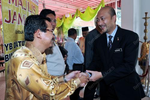 KL22_16102012_MUKHRIZ