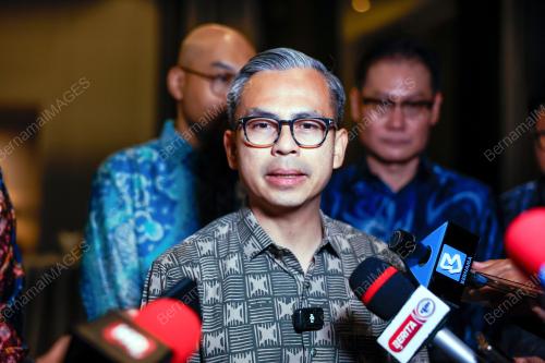 FAHMI FADZIL