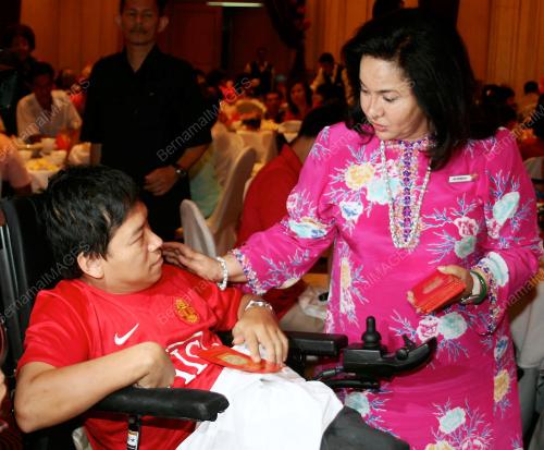 ROSMAH MANSOR