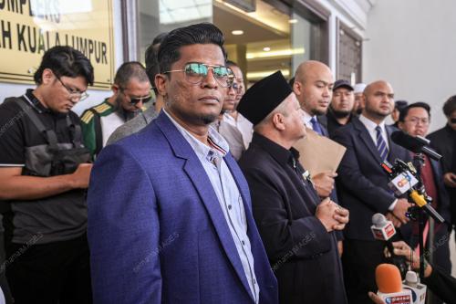 KL22_17032026_ZAMRI_VINOTH