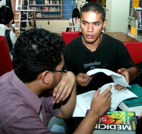 RIZAL SHAHPUTRA ABDUL HAMID