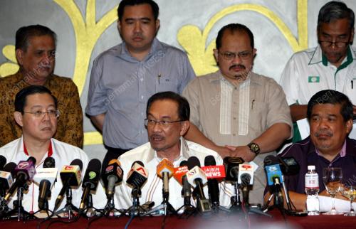 KL22_17082014_ANWAR