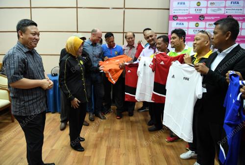 KL22_17112017_U144_BN201711161655