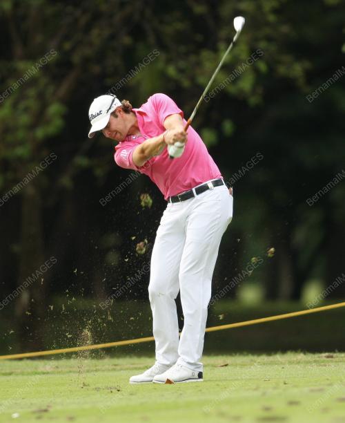 KL22_18022016_GOLF_MAYBANK