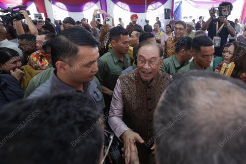 DATUK SERI ANWAR IBRAHIM