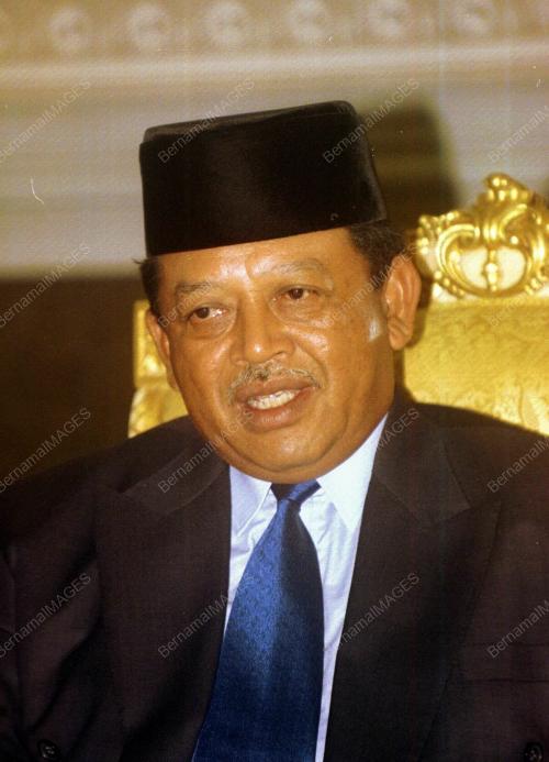 KL22_19022016_AGONG
