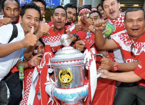 KL22_19052012_PIALA_FA