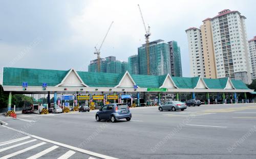 KL22_19082012_TRAFIK_lANCAR