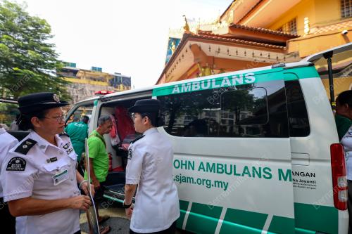 MAJLIS PENYERAHAN AMBULANS