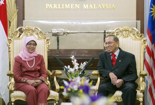 KL22_19112014_KUNJUNGAN