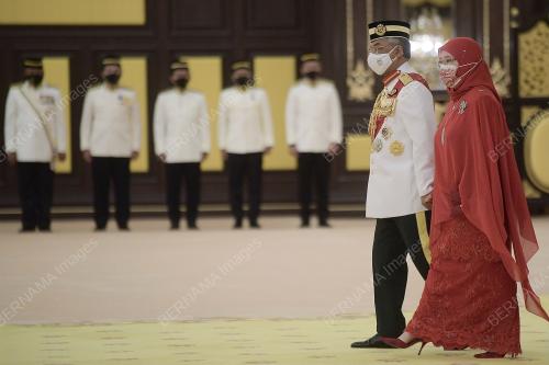 AL-SULTAN ABDULLAH RI'AYATUDDIN AL-MUSTAFA BILLAH SHAH 