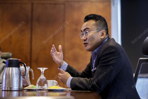 MOHD AZHARUDDIN MAT SAH