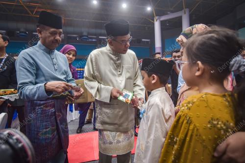 DATUK SERI SAIFUDDIN NASUTION ISMAIL