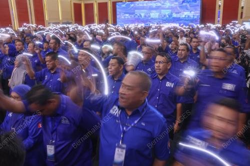 MAJLIS PENGUMUMAN CALON BARISAN NASIONAL PRN KE-15