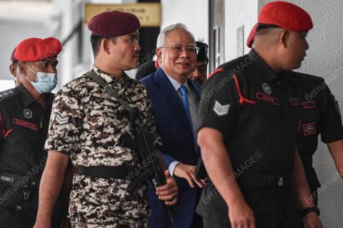 DATUK SERI NAJIB TUN RAZAK