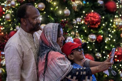 TINJAUAN KRISMAS