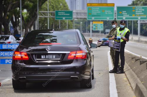 TENTERA & POLIS- PERINTAH KAWALAN PERGERAKAN