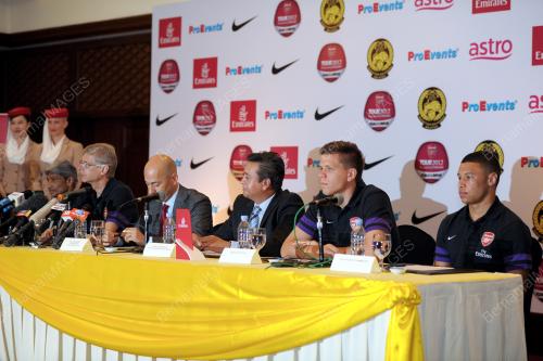 KL22_22072012_ARSENAL