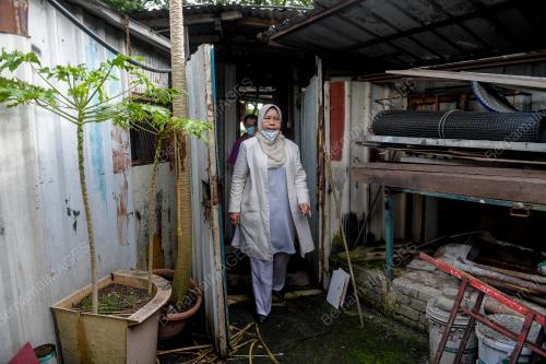 ZURAIDA KAMARUDDIN