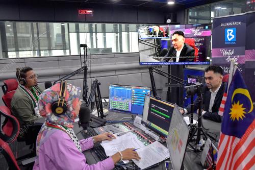 KHAIRUL FIRDAUS AKBAR KHAN