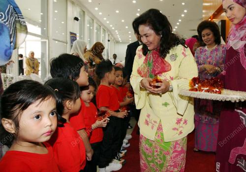 ROSMAH MANSOR