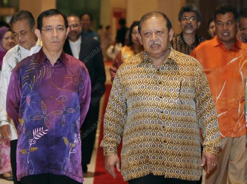 TUANKU SYED SIRAJUDDIN TUANKU PUTRA JAMALULLAIL
