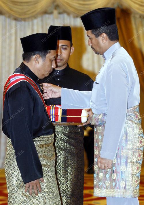 TUANKU MIZAN ZAINAL ABIDIN