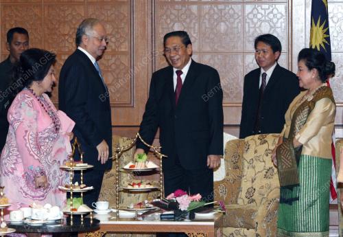 NAJIB TUN RAZAK