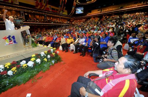 KL22_24112012_PM_BARISAN