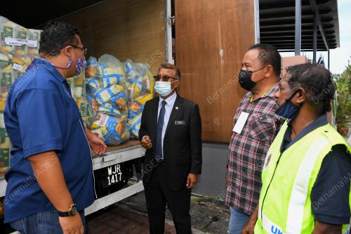 DATUK SERI DR ISMAIL ABD MUTTALIB