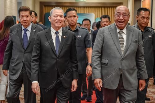 DATUK SERI FADILLAH YUSOF