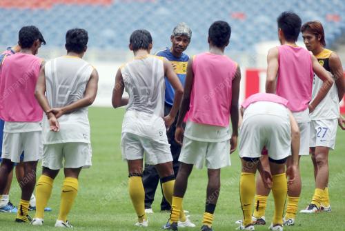 PIALA SUZUKI_LATIHAN