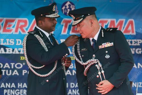 DATUK HUSSEIN OMAR KHAN