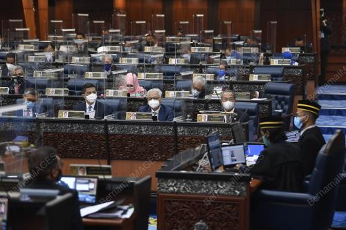 MESYUARAT KHAS PENGGAL KETIGA PARLIMEN KE-14